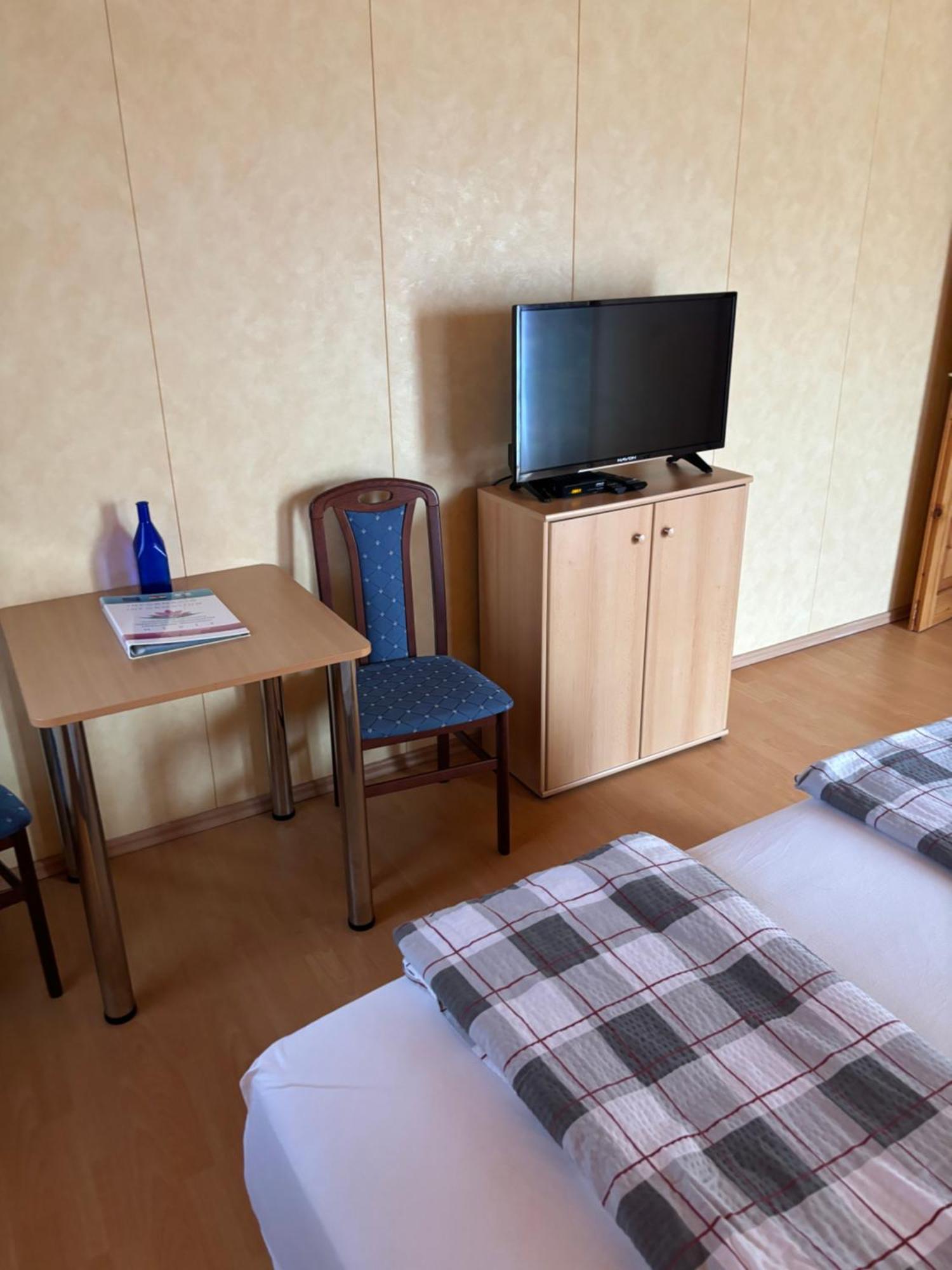 Afamado Apartman Fisli ヘーヴィーズ エクステリア 写真