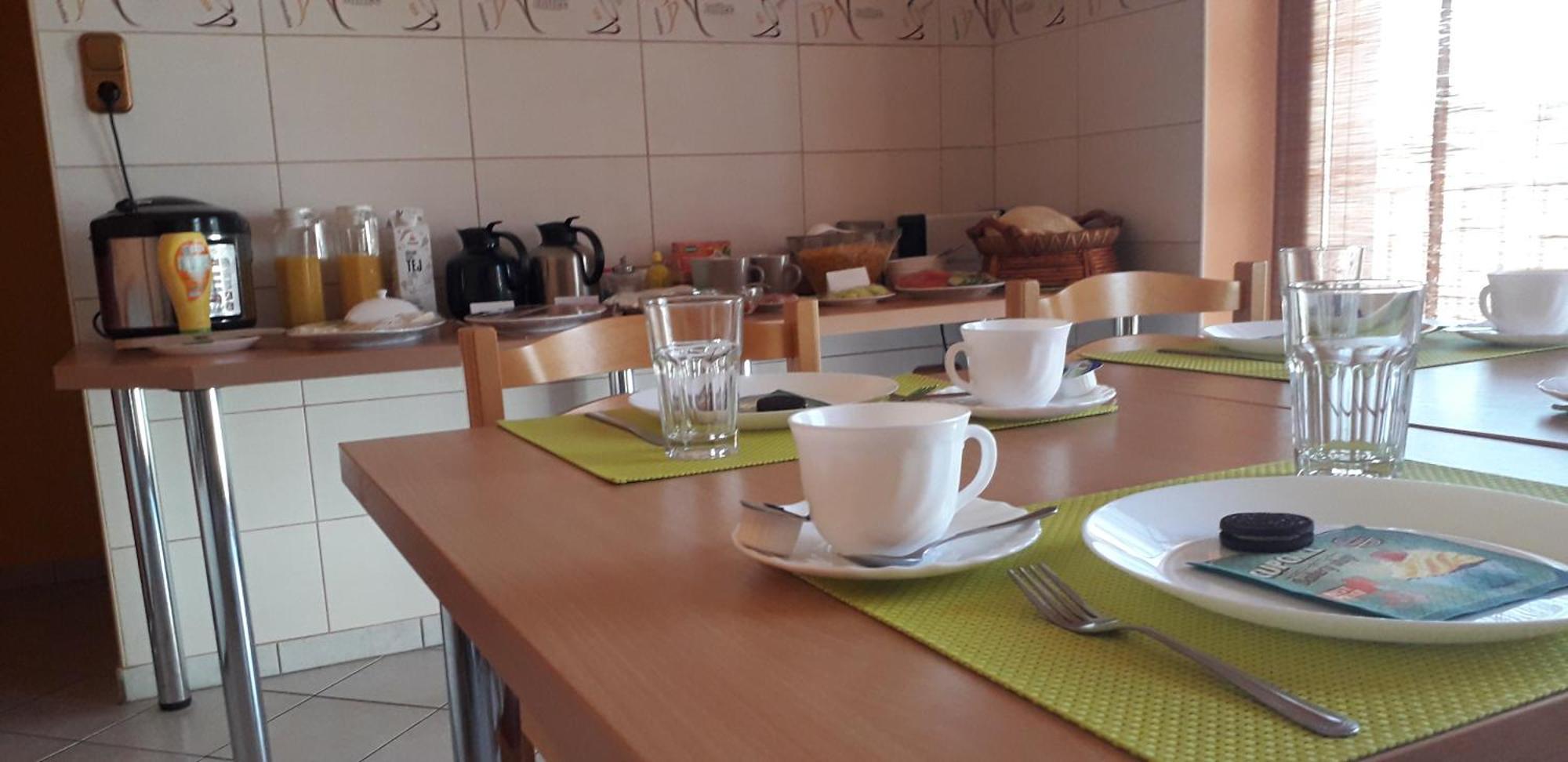 Afamado Apartman Fisli ヘーヴィーズ エクステリア 写真